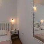 Feme Гостьовий будинок Трогір