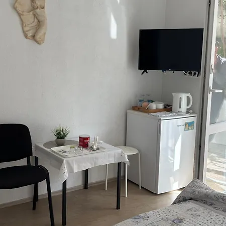 Casa de hóspedes Feme 3*