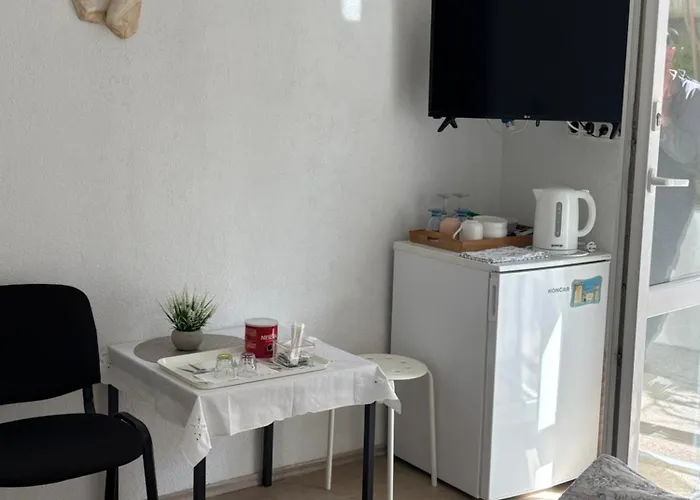 Casa de hóspedes Feme 3*